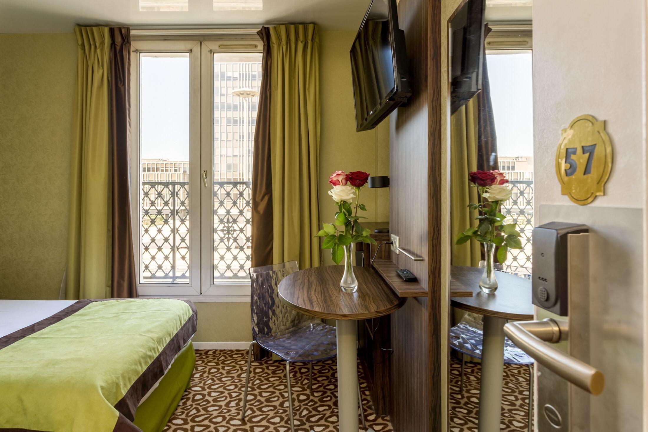 Berkeley Hotel 3*